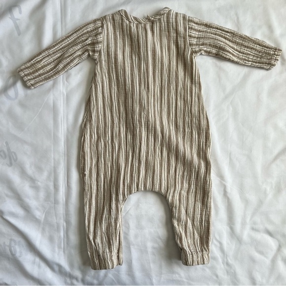 Quincy Mae Woven Long Sleeve Jumpsuit in Fern Stripe Size 0-3 Months - Picture 10 of 16